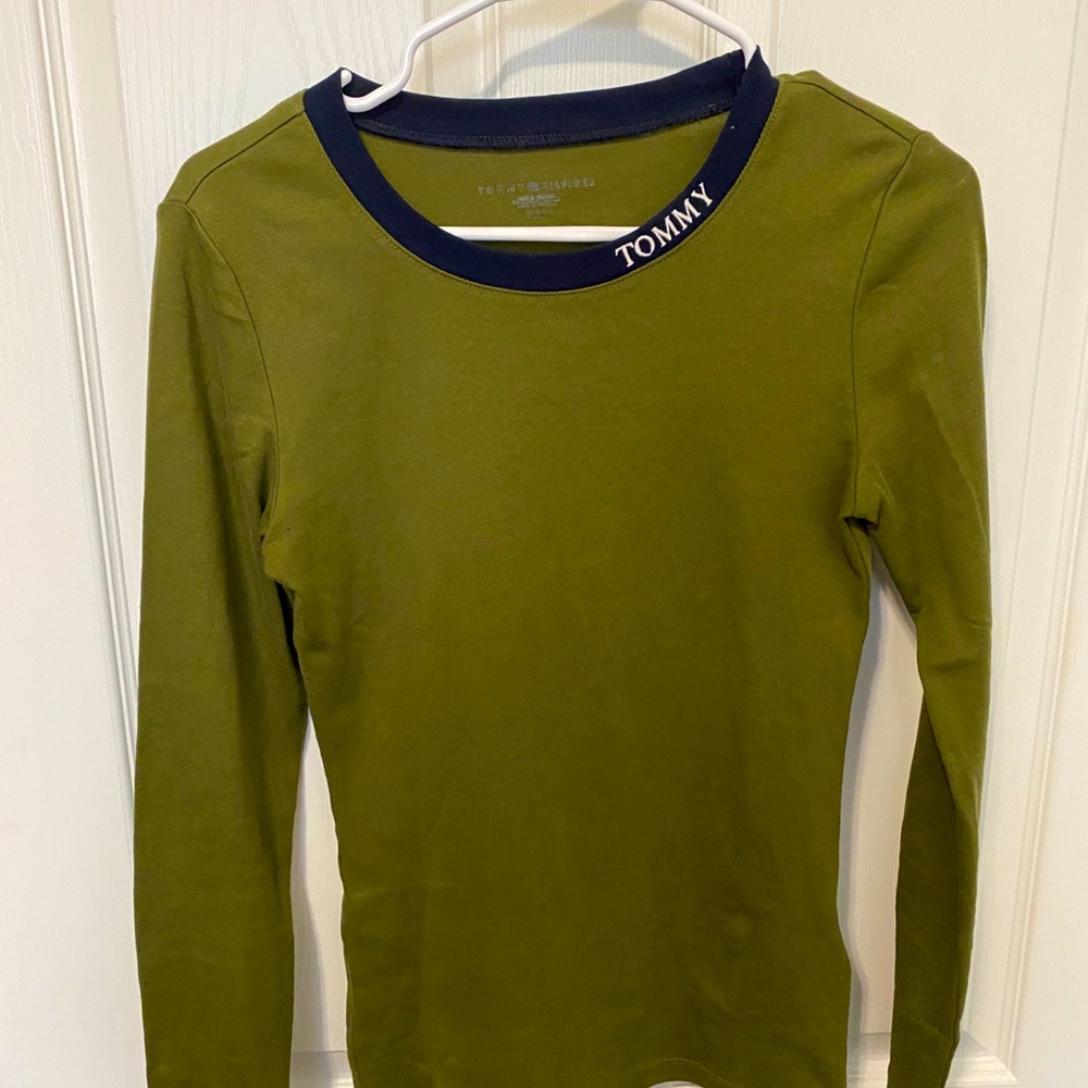 Tommy Hilfiger long sleeve crew neck shirt